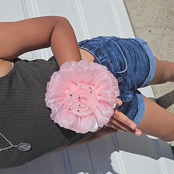 Hand Crafted Prom Corsage Flower with Graduation Card - Picture 3 of 17